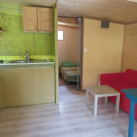 샬레 Sous Les Arbres