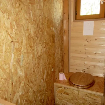 בקתה Sous Les Arbres